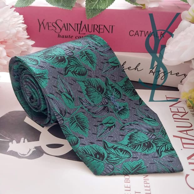 입생로랑 실크 그린 리프 자수 넥타이 8.7cm A+등급 K1268
