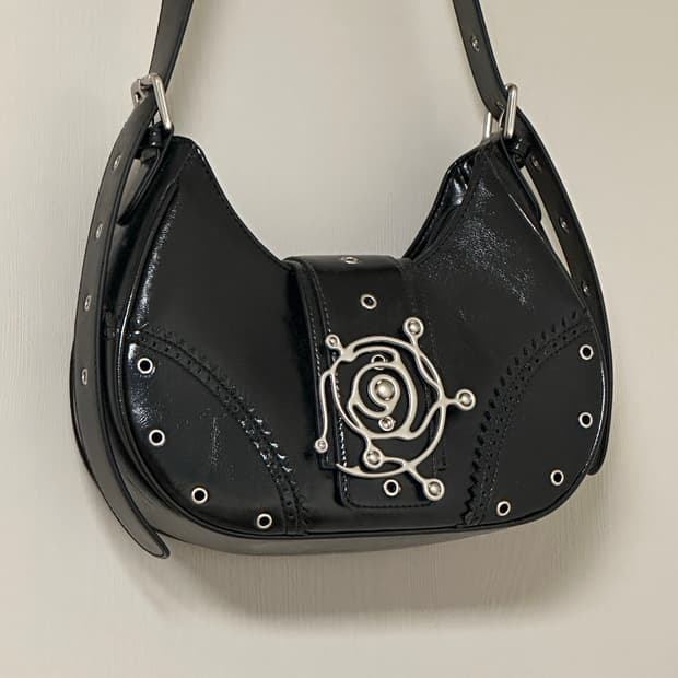 CONP Crescent Underarm Bag