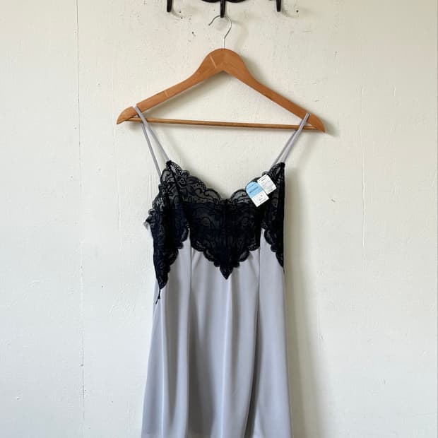 BELLE MAISON 레이스 슬리브리스