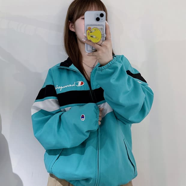 챔피언 배색 바람막이