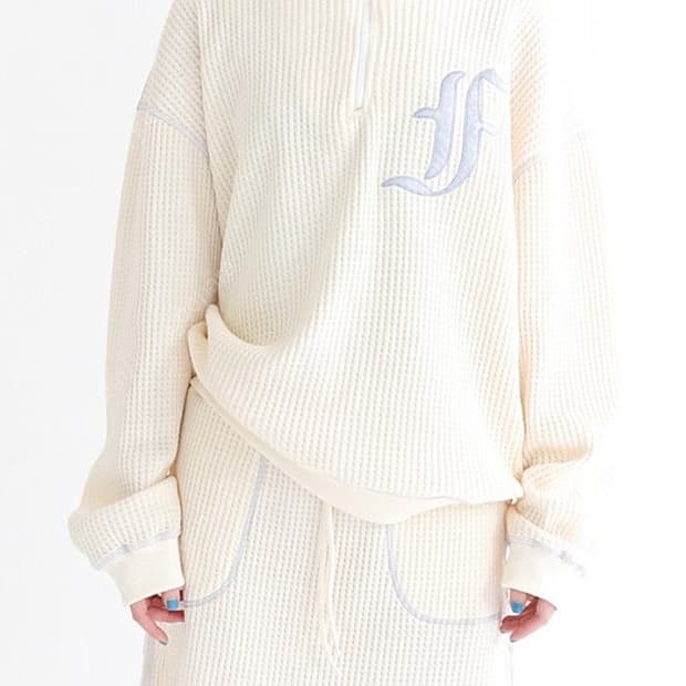 샵페어리 와플 집업 아이보리