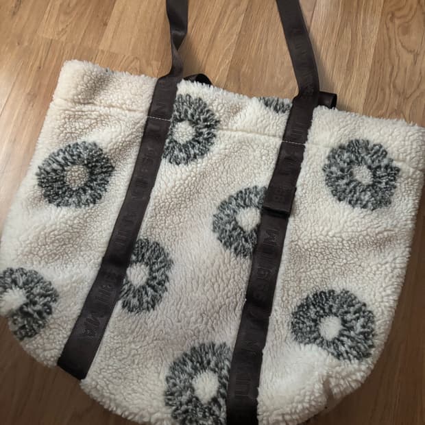 999휴머니티 빅 플리스 토트백