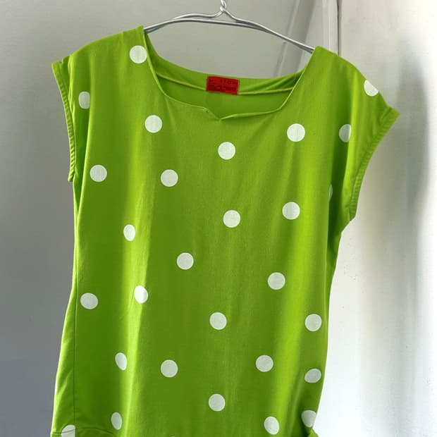 Design polka dot print t-shirt