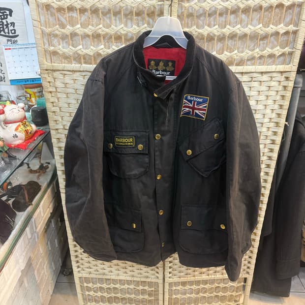100 정품 바버 인터내셔널 왁싱 자켓 팝니다