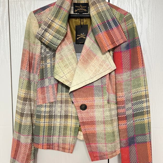 새상품)비비안웨스트우드 자켓