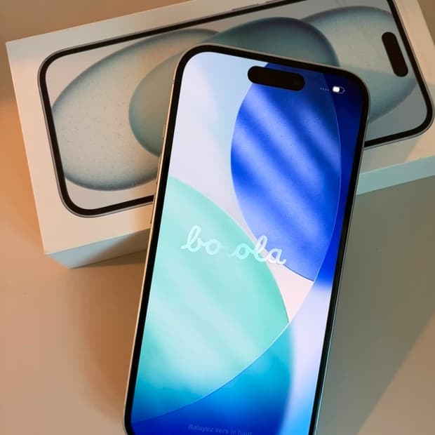 아이폰 15 블루 256 카메라무음