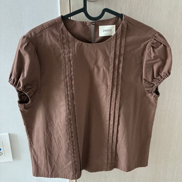 페스토 반팔 블라우스