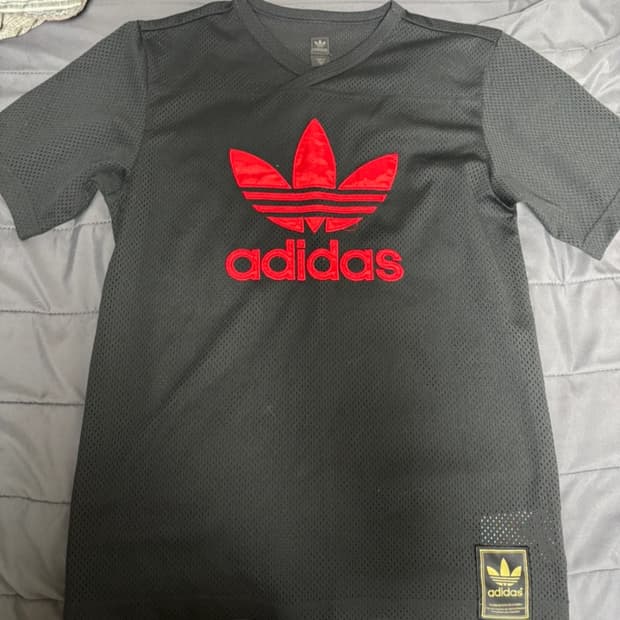 아디다스 매쉬 반팔