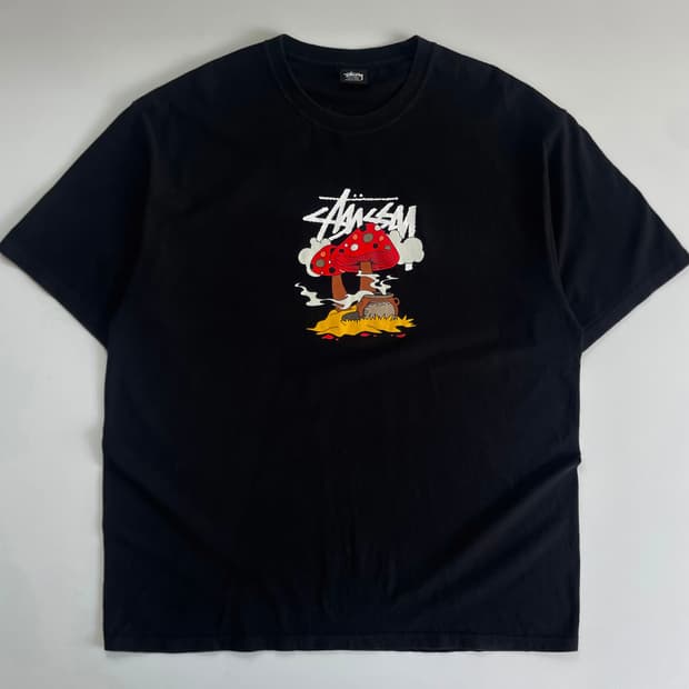 Stussy  스투시 썸띵쿠키 머쉬룸 반팔 티셔츠
