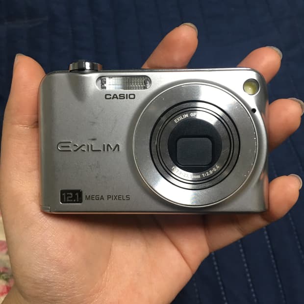 카시오 엑슬림 EX-Z1200 디지털 카메라