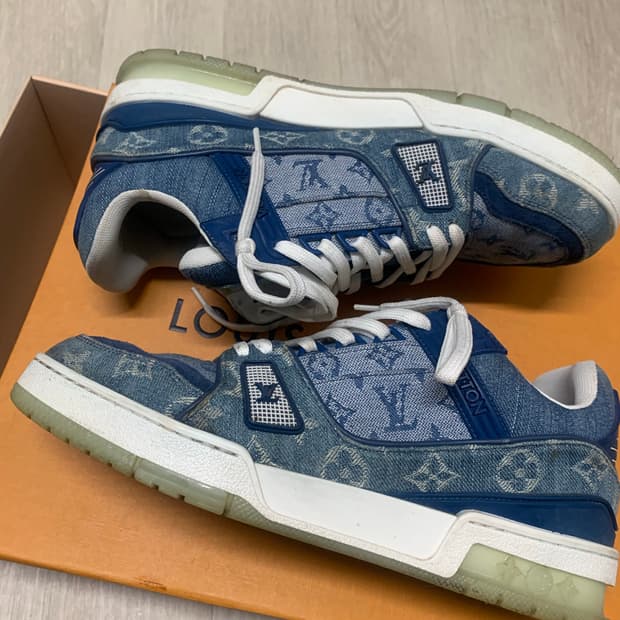 루이비통 데님 모노그램 스니커즈 6 사이즈 (260)