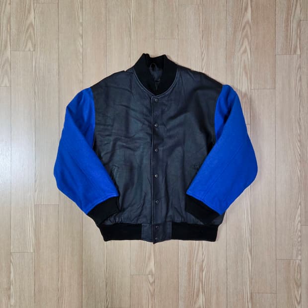 WONDA 페인팅 커스텀 울 슬리브 바시티 재킷