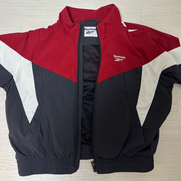 리복 윈드브레이커