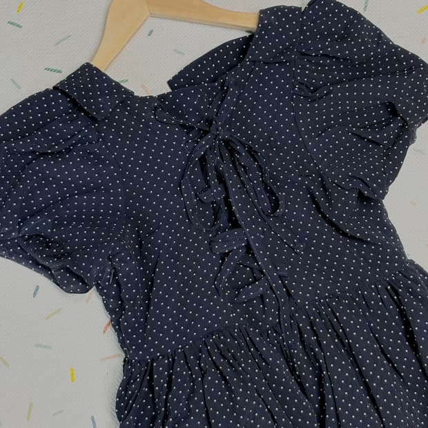 땡땡이 아일릿 원피스 