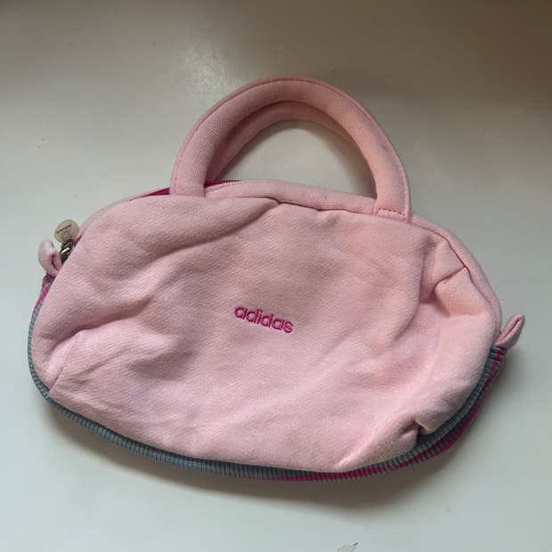 아디다스 미니 손가방 