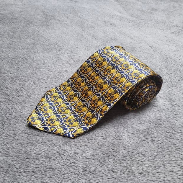 넥타이(입생로랑) n103