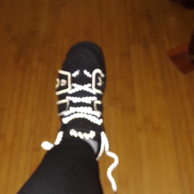 업템포 트리플 블랙270