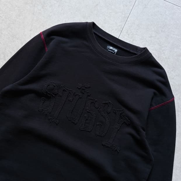 올드 스투시 레터링 패치 맨투맨