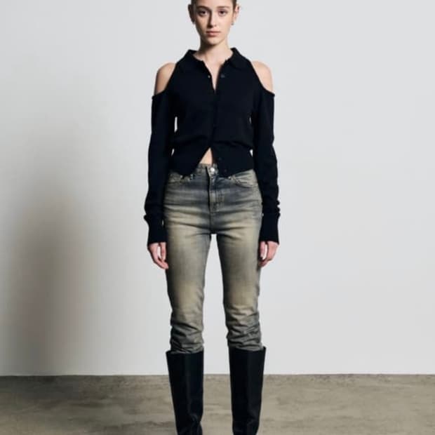 보헤미안서울 숄더홀니트 블랙