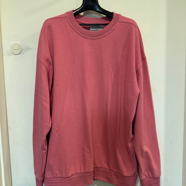 솔리드옴므 맨투맨