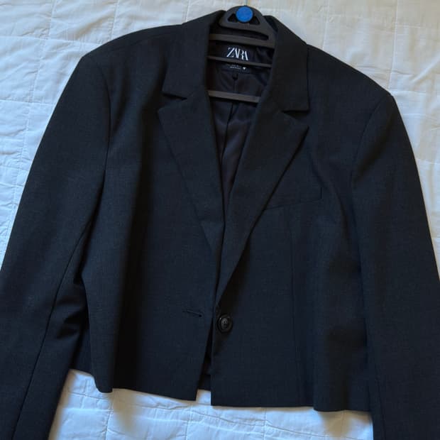 자라 크롭 블레이저