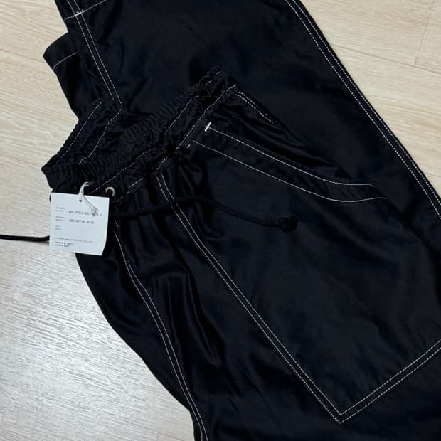 꼼데가르송옴므 25시즌 탑스티치 팬츠