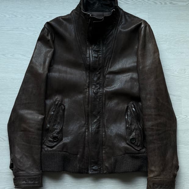 우영미 하이넥 레더 자켓