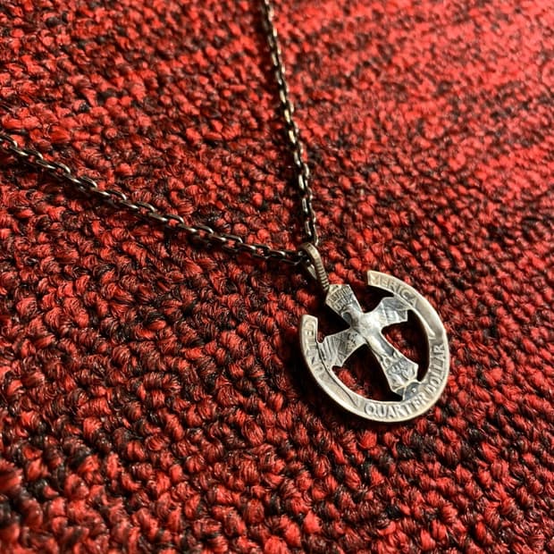 25c. cross coin eagle necklase