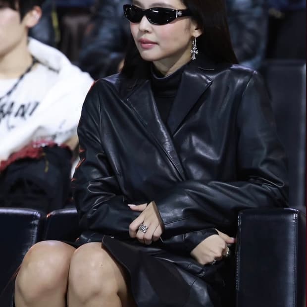 크롬하츠 타이니 크로스 귀걸이