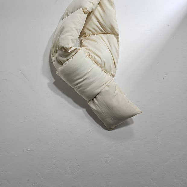 아이보리색 숏패딩 머플러