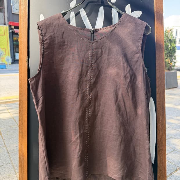 Silk Road Linen Stitch Sleeveless Top