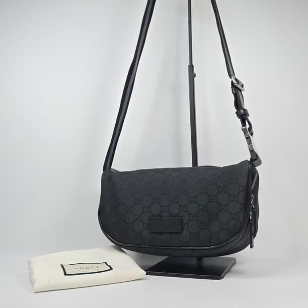 구찌 GG 패브릭 바이커 힙색 벨트백