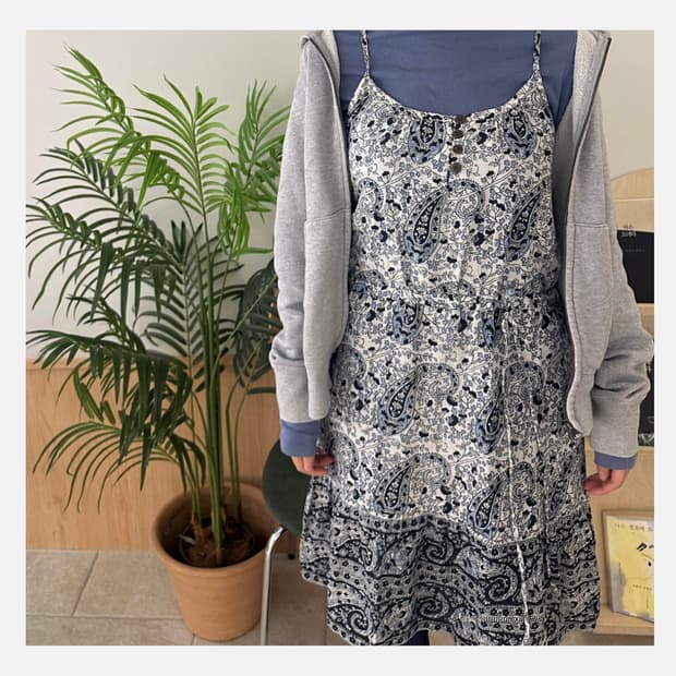 빈티지 블루 페이즐리 미디 원피스 레이어드