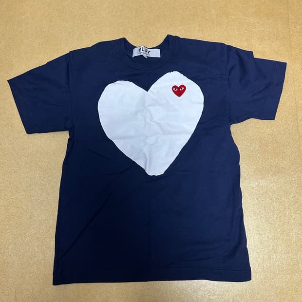 꼼데가르송 플레이 레드하트 반팔 L