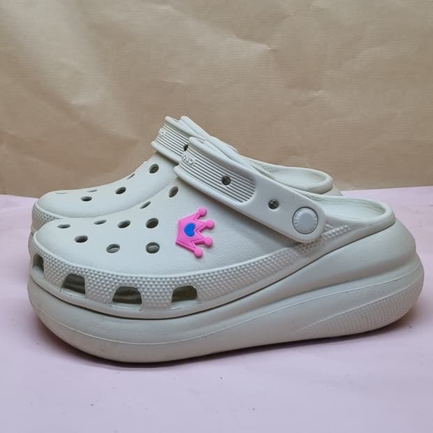 크록스 클래식 크러쉬 클로그 여성샌들230 