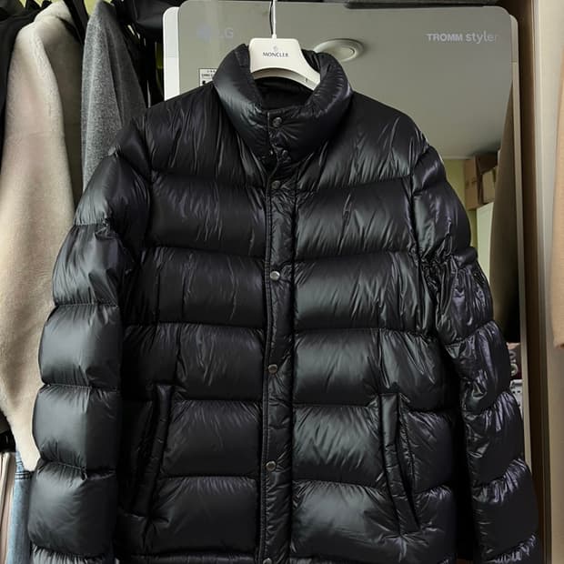 [54] 프라다 남성 패딩 블랙 54