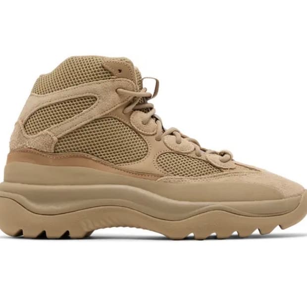 이지 데저트 부츠 구함!