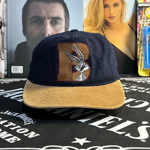 🧢 91's Bugs Bunny Suede Hat