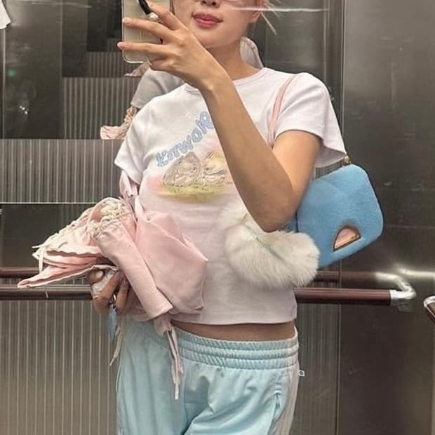 글로니 루나 버니 티