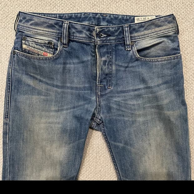 디젤 세미부츠컷 데님팬츠 ZATINY