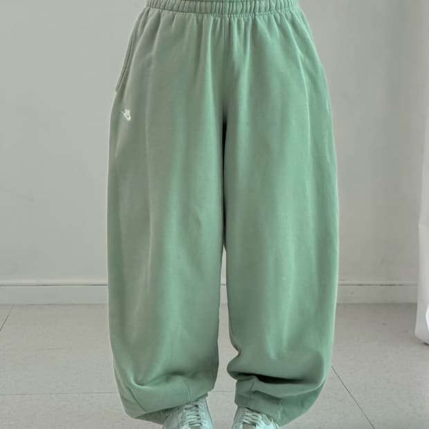나이키 피스타치오 코튼 팬츠