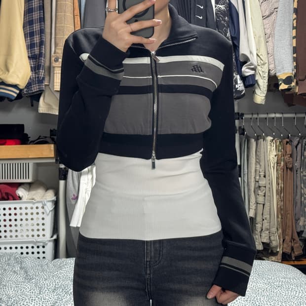 andwang 앤드왕 크롭 트랙 져지 자켓