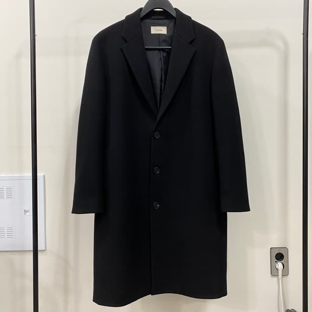 인사일런스 캐시미어 울 싱글 코트 블랙