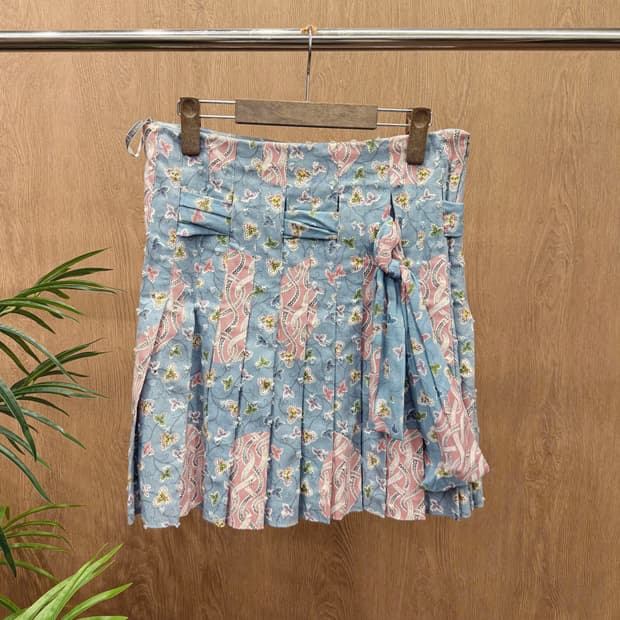 크리스찬 디올 미디 플리츠 스커트 플로럴 프린팅 스트랩 타이 디테일 블루