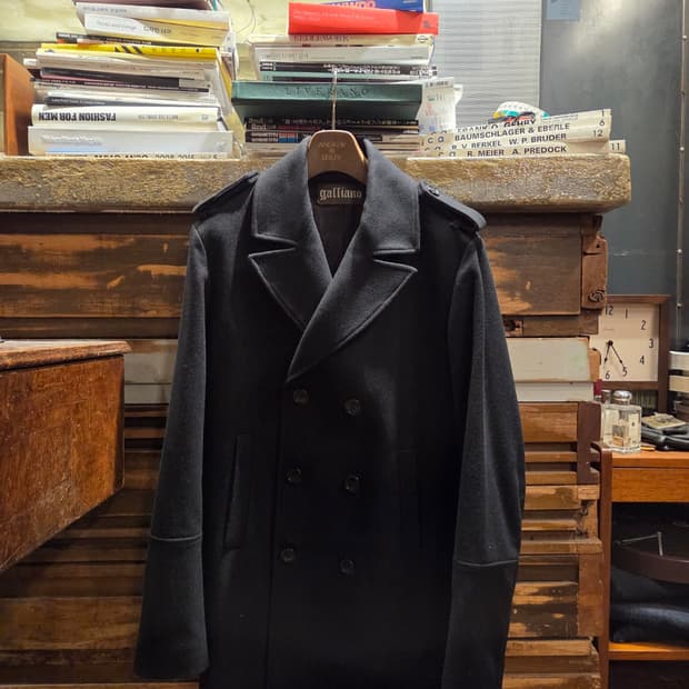 존갈리아노 피코트