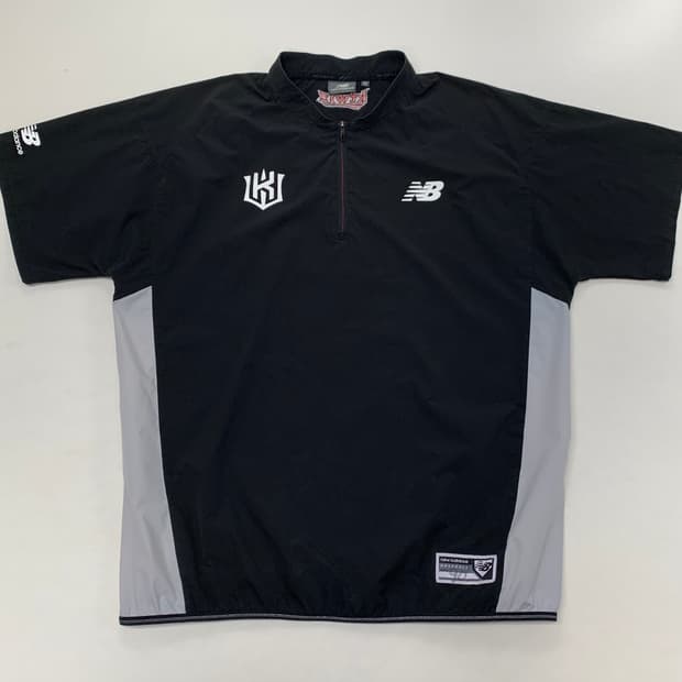 뉴발란스 KT위즈 선수지급용 반팔 하프집업 바람막이 (110)