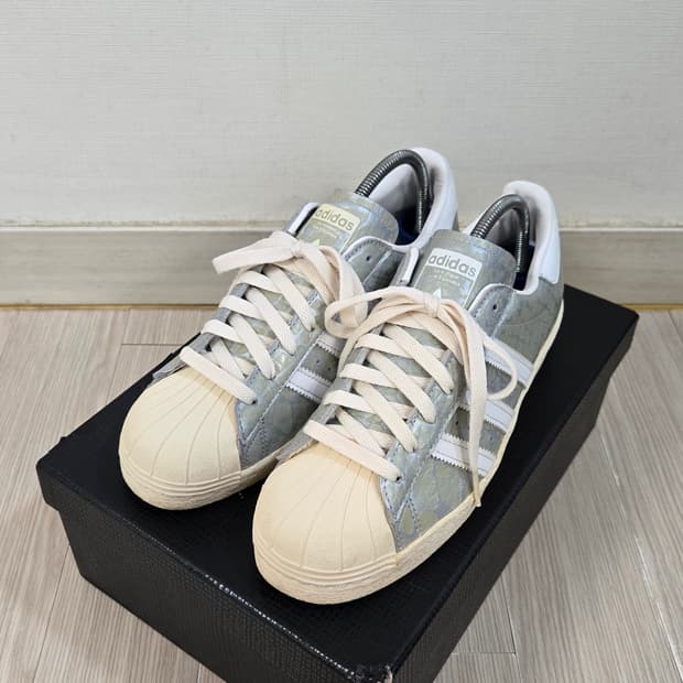 255 아디다스 슈퍼스타 80s 실버