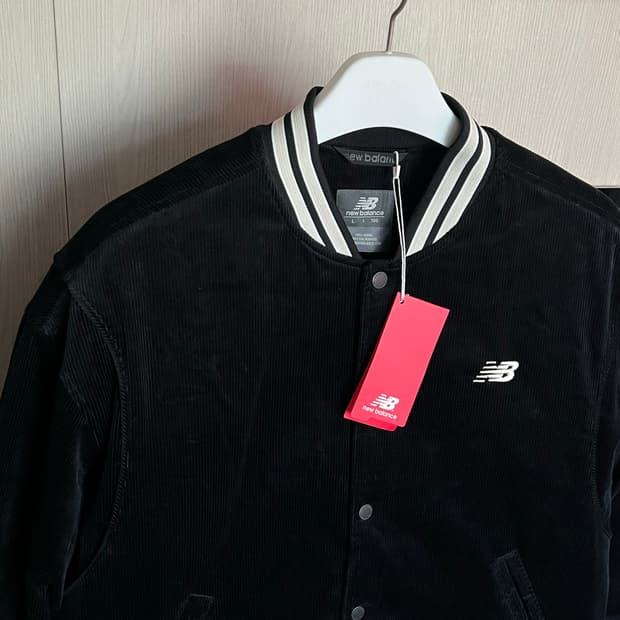 뉴발란스 바시티 패딩 코듀로이 자켓 L사이즈 새제품