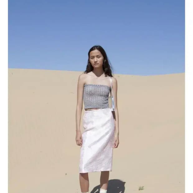 누아누 liya skirt 2사이즈 새제품 팔아요