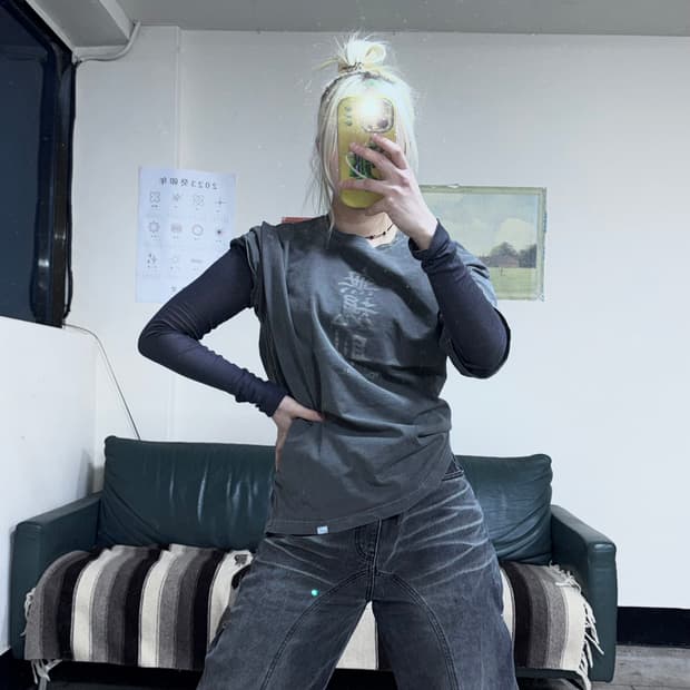 투티/0093 노매뉴얼 그레이 워싱 반팔 